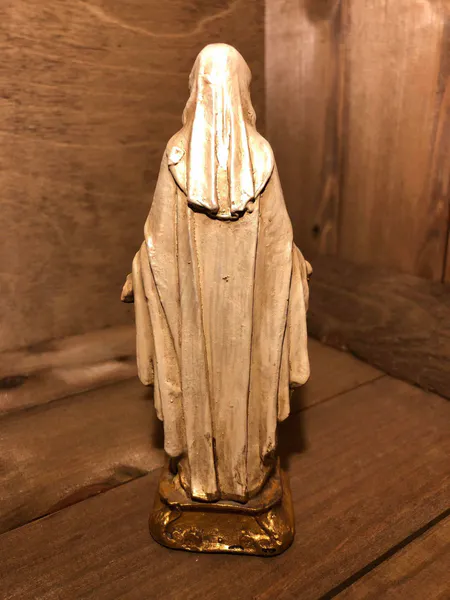 Madonna Mellom