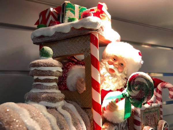 Dep 56 - Julenissen og pepperkaketoget